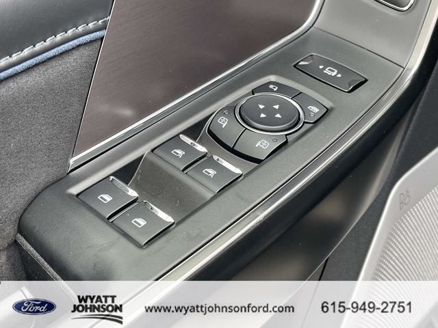 2026 Ford F-450SD Platinum DRW