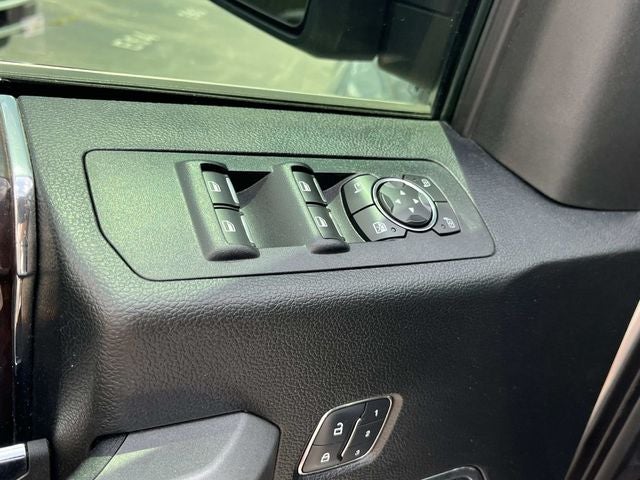 2017 Ford F-150 Platinum