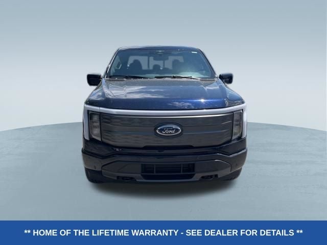 2023 Ford F-150 Lightning Base