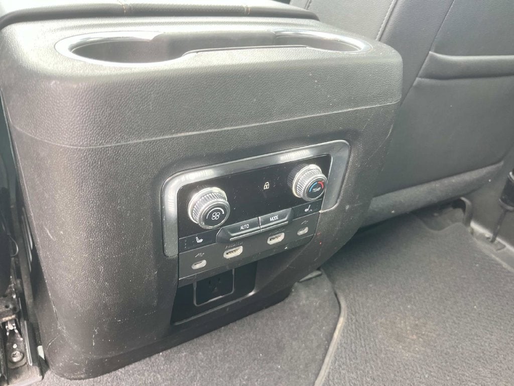 2021 GMC Yukon AT4