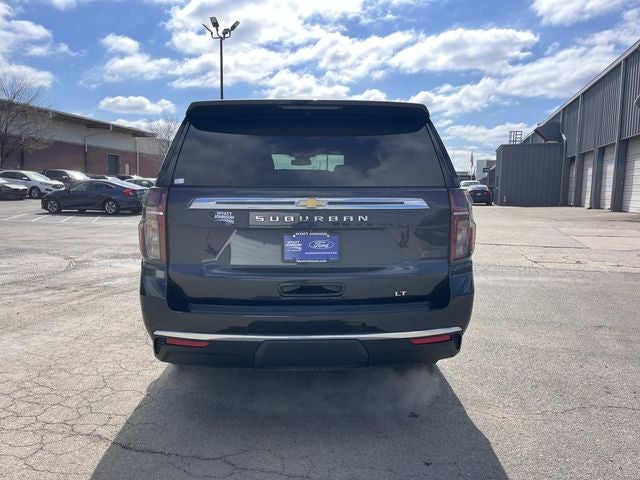 2024 Chevrolet Suburban LT