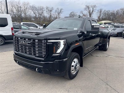2025 GMC Sierra 3500HD Denali Ultimate