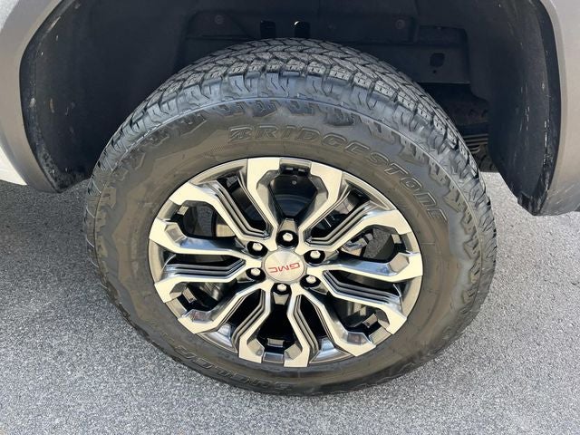 2024 GMC Canyon Denali