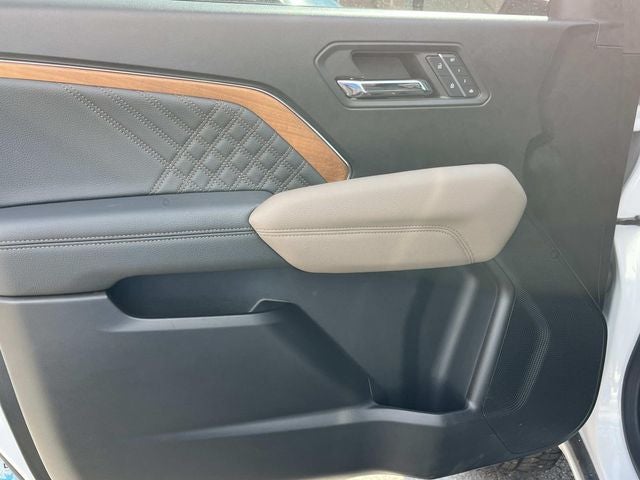 2024 GMC Canyon Denali