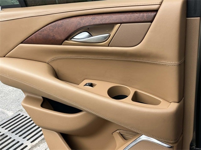 2016 Cadillac Escalade Platinum Edition