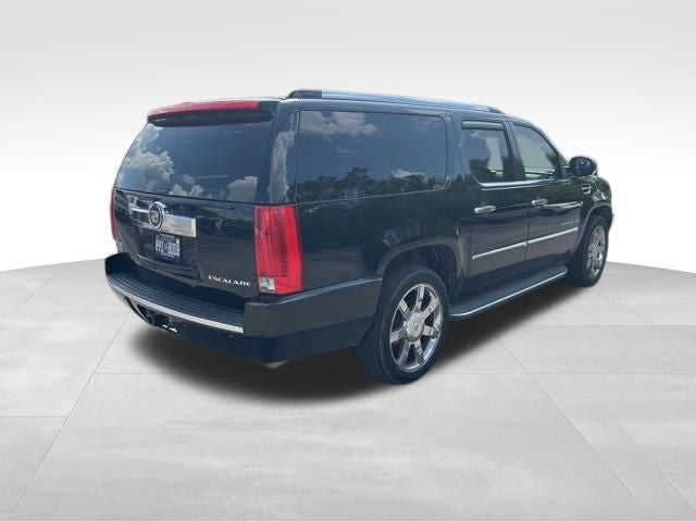 2011 Cadillac Escalade ESV Luxury
