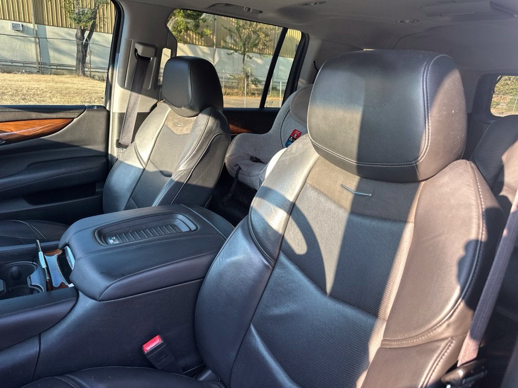 2017 Cadillac Escalade ESV Premium