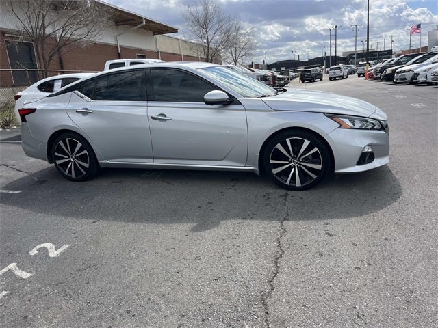2020 Nissan Altima 2.5 Platinum