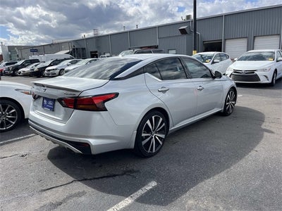 2020 Nissan Altima 2.5 Platinum