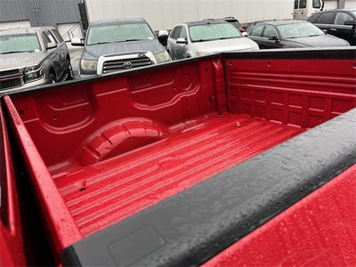 2022 Nissan Titan SV