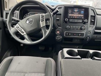 2022 Nissan Titan SV