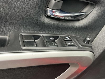 2022 Nissan Titan SV