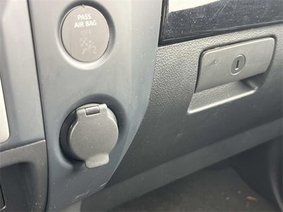 2022 Nissan Titan SV