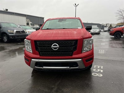 2022 Nissan Titan SV