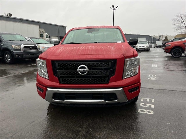 2022 Nissan Titan SV