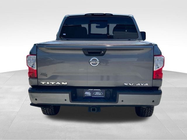 2021 Nissan Titan SV