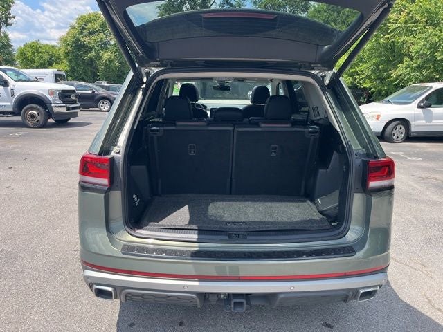 2024 Volkswagen Atlas 2.0T Peak Edition SE w/Technology