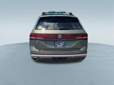2024 Volkswagen Atlas 2.0T Peak Edition SE w/Technology