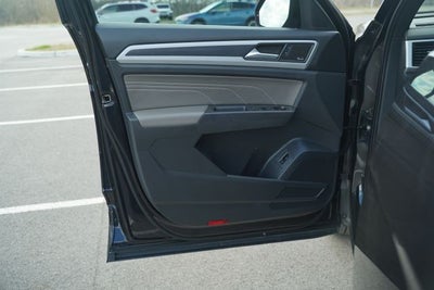 2023 Volkswagen Atlas Cross Sport 3.6L V6 SEL Premium R-Line