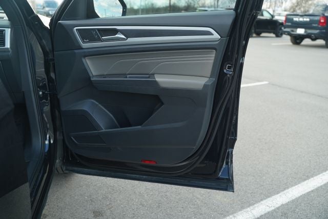 2023 Volkswagen Atlas Cross Sport 3.6L V6 SEL Premium R-Line