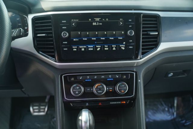 2023 Volkswagen Atlas Cross Sport 3.6L V6 SEL Premium R-Line