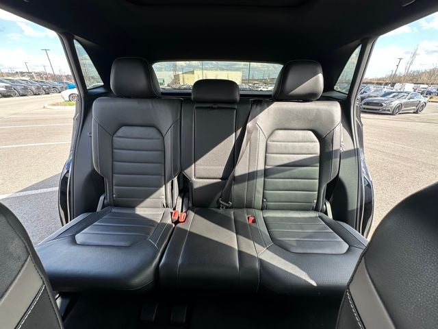 2023 Volkswagen Atlas Cross Sport 3.6L V6 SEL Premium R-Line