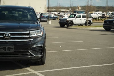 2023 Volkswagen Atlas Cross Sport 3.6L V6 SEL Premium R-Line