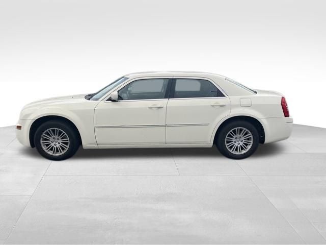 2008 Chrysler 300 Base