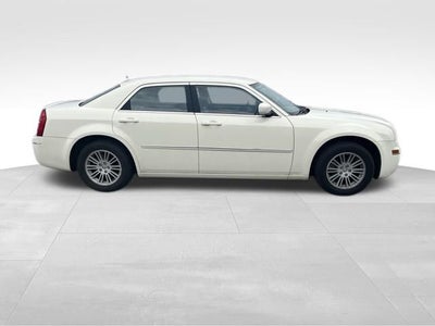 2008 Chrysler 300 Base