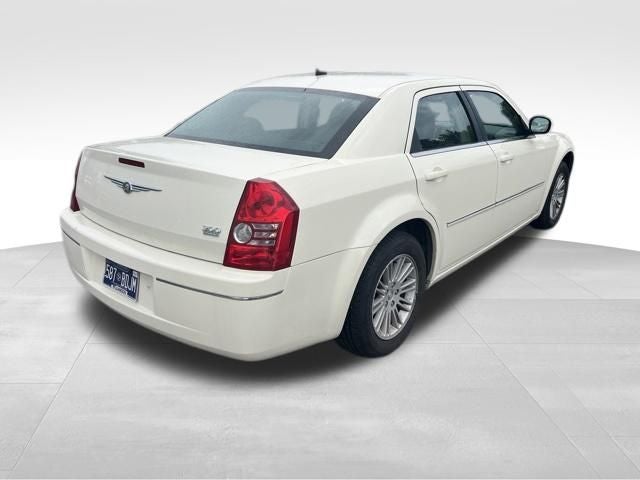 2008 Chrysler 300 Base