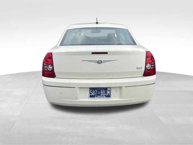 2008 Chrysler 300 Base