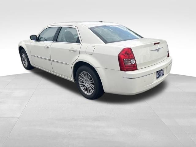 2008 Chrysler 300 Base