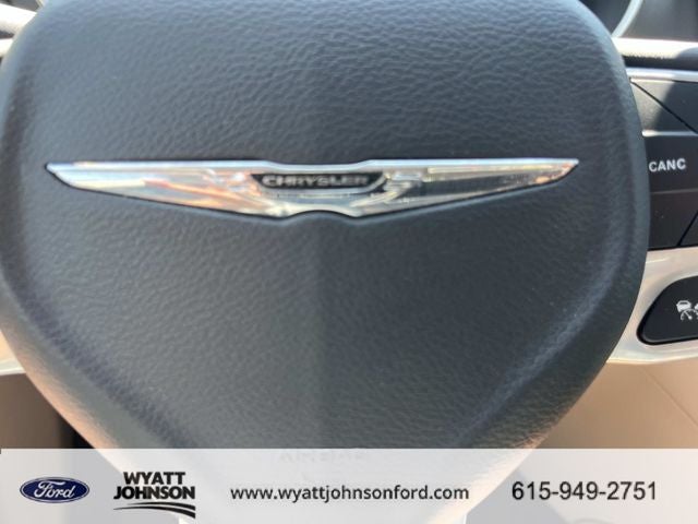 2023 Chrysler Pacifica Touring L