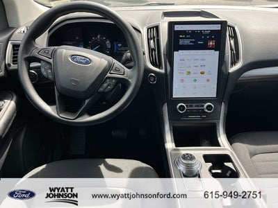 2022 Ford Edge SE
