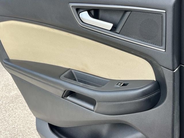2017 Ford Edge SE