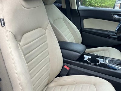 2017 Ford Edge SE