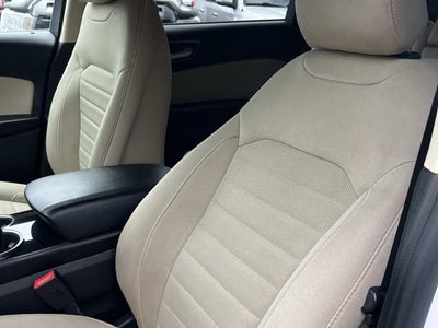2017 Ford Edge SE