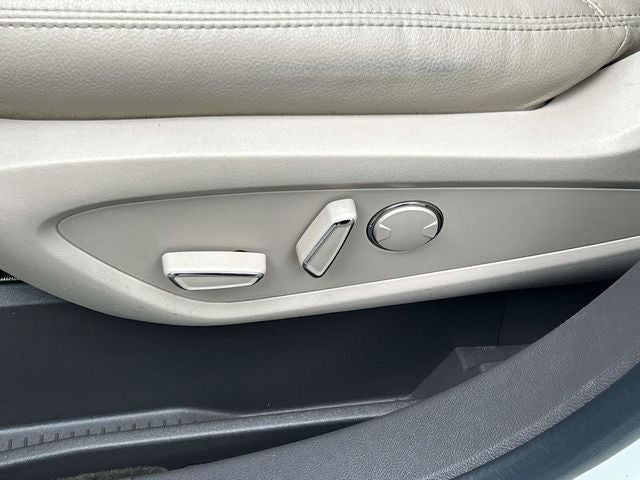 2020 Lincoln Nautilus Standard