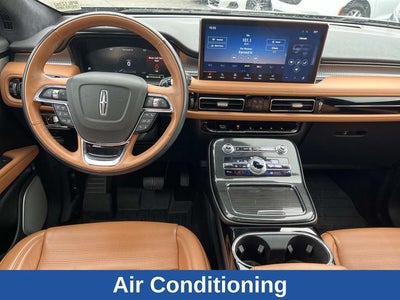 2023 Lincoln Nautilus Black Label