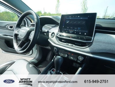 2022 Jeep Compass Latitude Lux