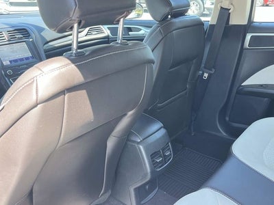 2020 Ford Fusion SE