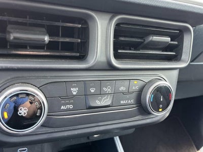 2022 Ford Maverick XL