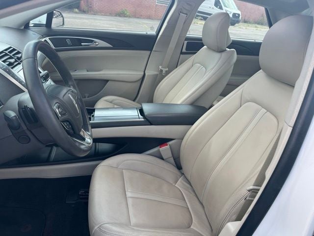 2018 Lincoln MKZ Select