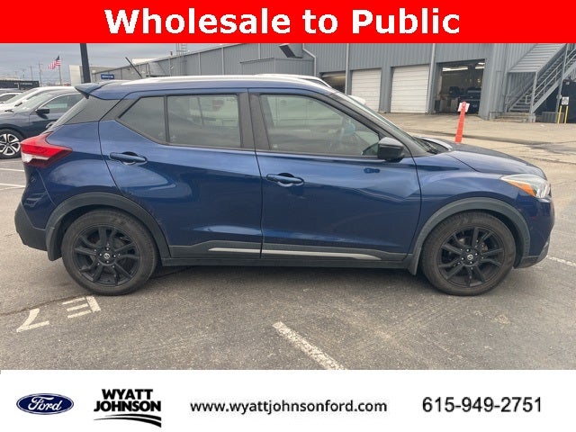 2020 Nissan Kicks SR