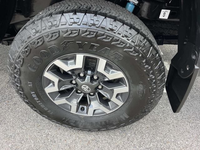 2023 Toyota Tacoma TRD Off-Road V6