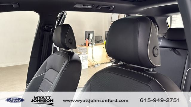 2022 Volkswagen Tiguan 2.0T SEL R-Line