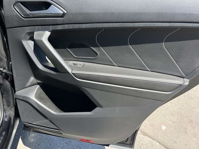 2022 Volkswagen Tiguan 2.0T SEL R-Line