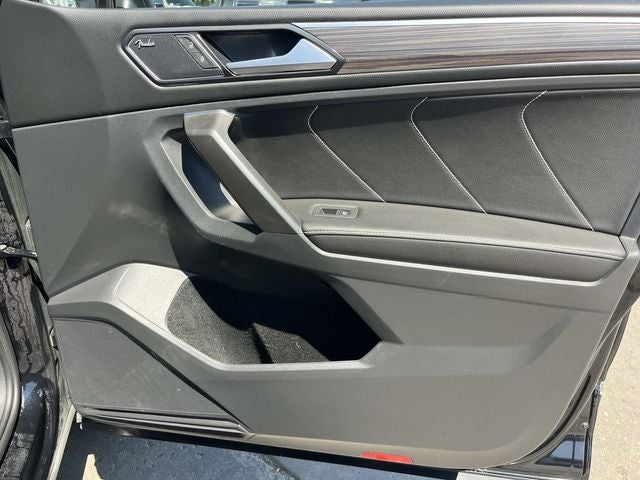 2022 Volkswagen Tiguan 2.0T SEL R-Line