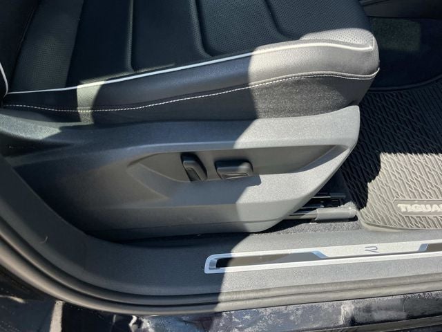 2022 Volkswagen Tiguan 2.0T SEL R-Line