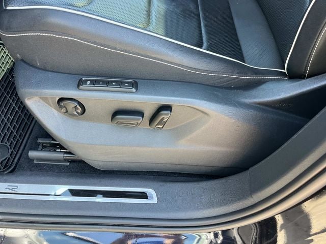 2022 Volkswagen Tiguan 2.0T SEL R-Line